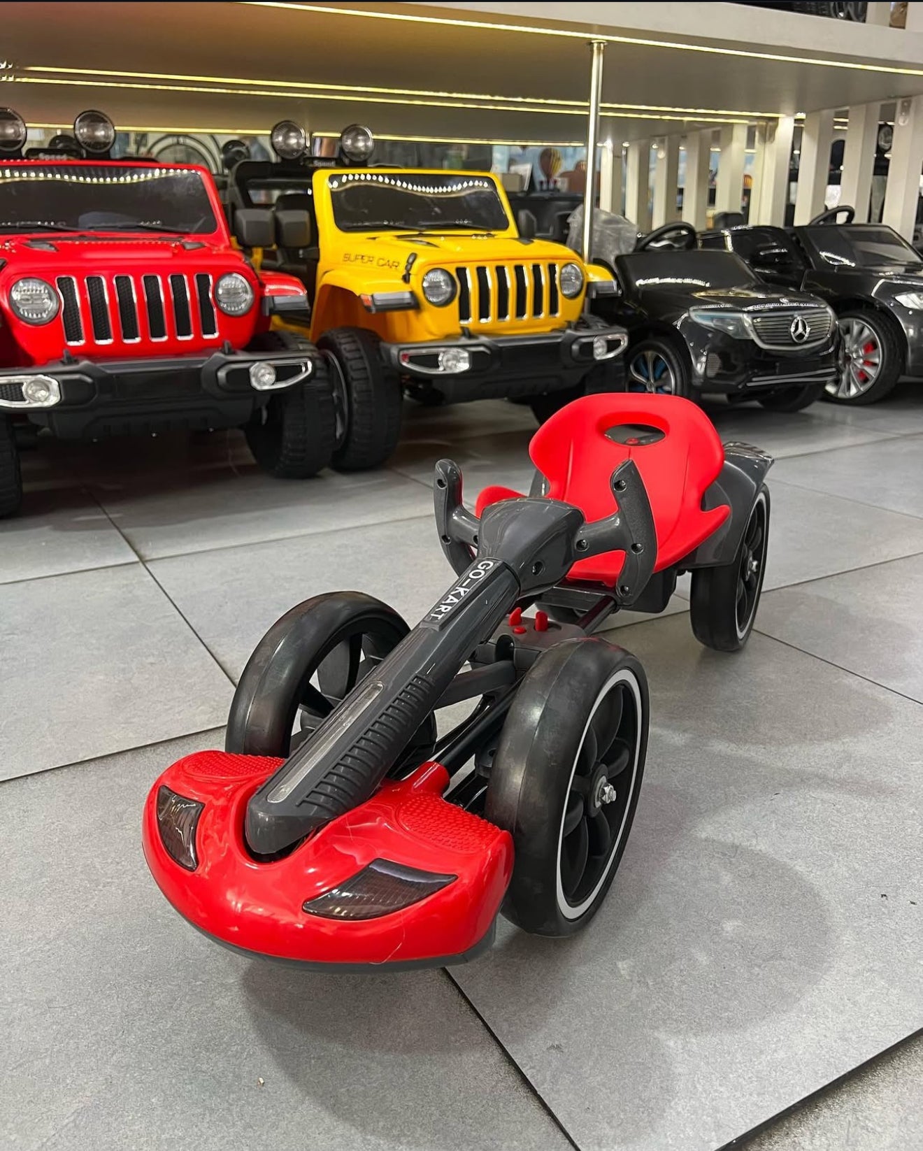 Cart Electric pentru Copii, 12V, varsta 3 - 8 ani, Telecomanda, Design Sportiv