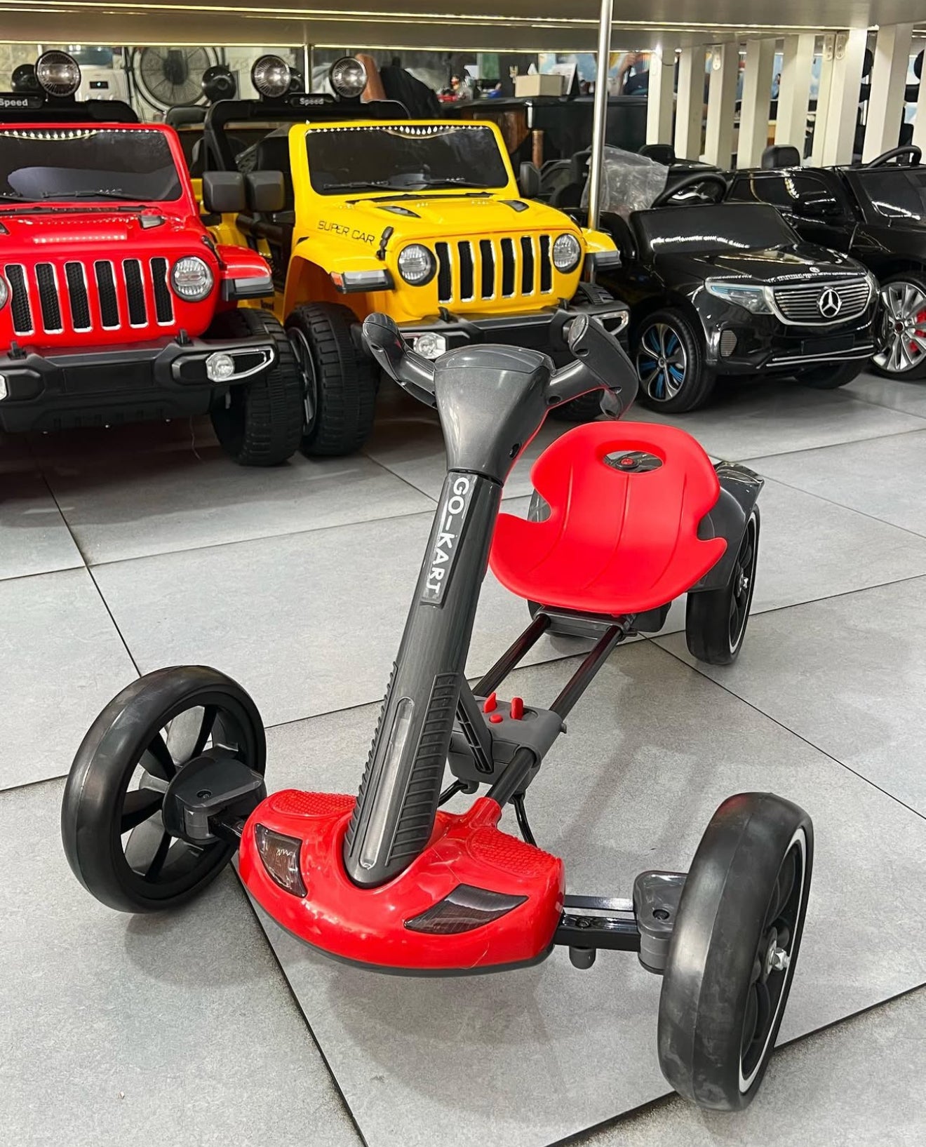 Cart Electric pentru Copii, 12V, varsta 3 - 8 ani, Telecomanda, Design Sportiv