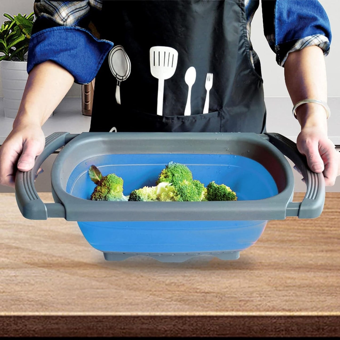 Cos de Scurgere Retractabil pentru Chiuveta, cu Filtru, pentru Fructe si Legume, de Uz Casnic, 39x12 cm, Design Extensibil pana la 61 cm, cu Manere de Prindere, Albastru
