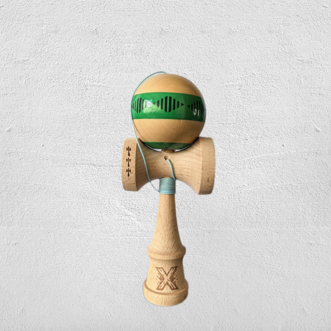 Kendama Originala X FREQUENCY , Profesionala, din Lemn, 18 cm, Verde