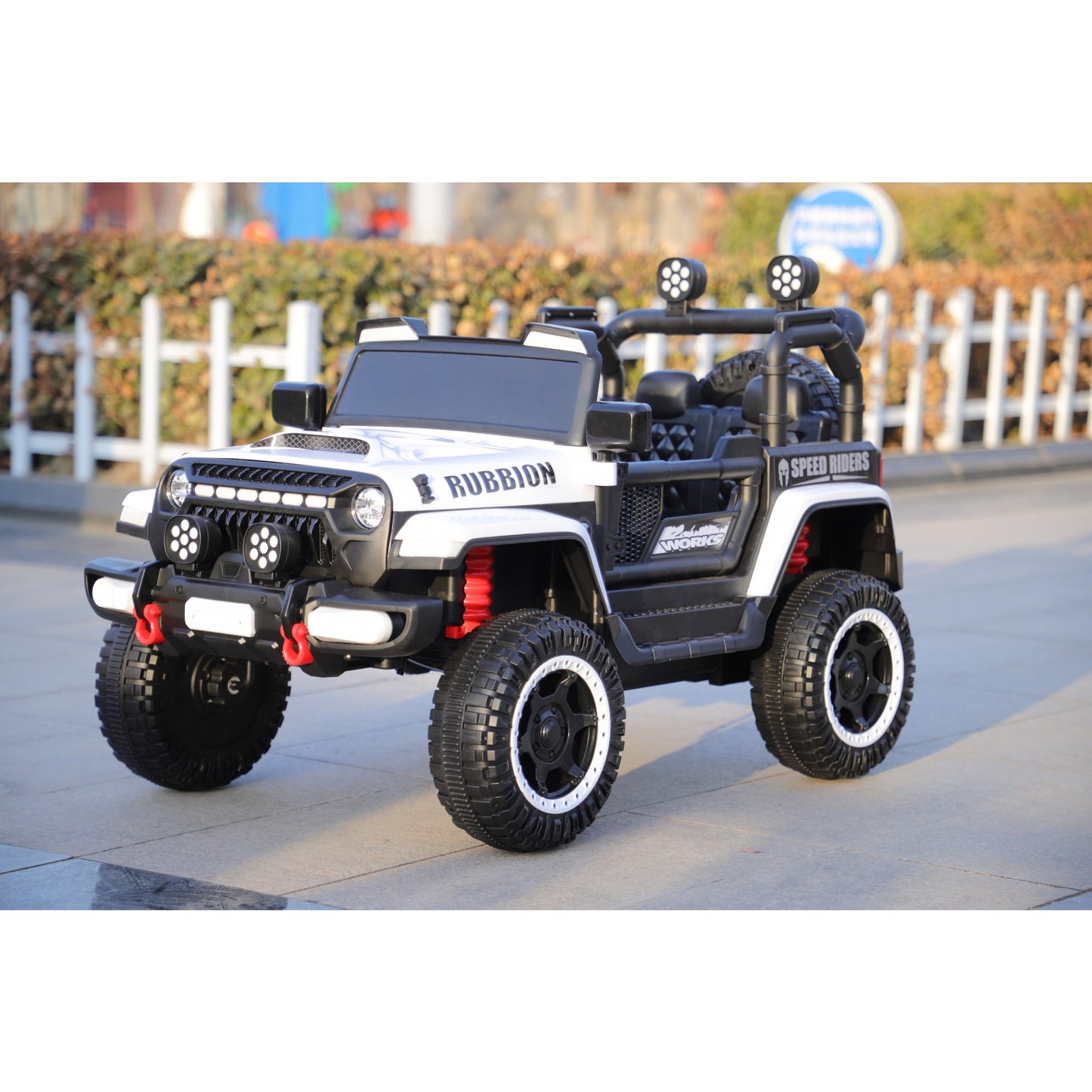 Mașină Electrică pentru Copii, Off-Road, Conectare Bluetooth, telecomandă, Tracțiune Integrală, Lumina Intermitenta, Baterie 12V 7Ah, 120x63x68cm