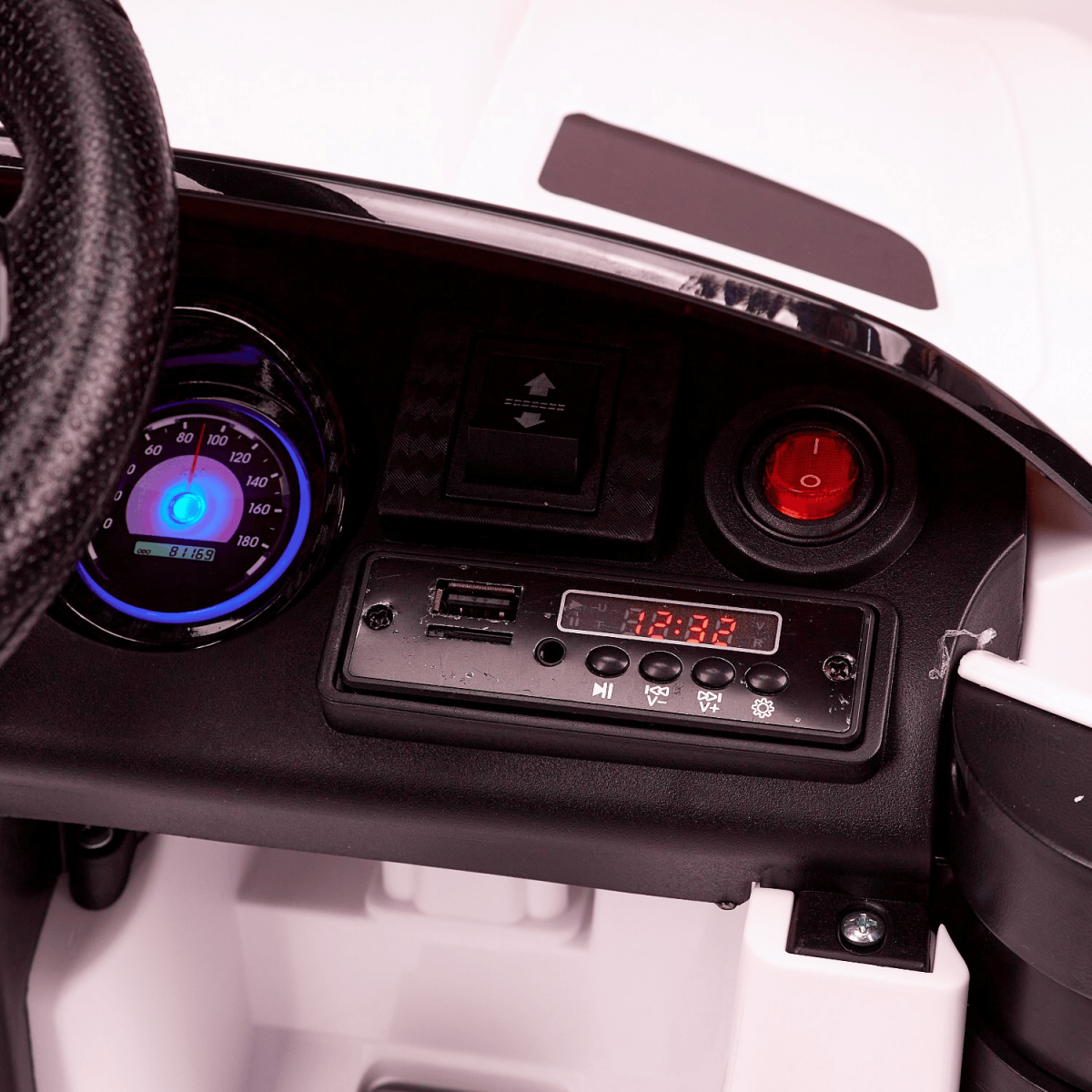 Masina Electrica Cu Telecomanda Mercedes-Benz AMG GT-R , varsta 2 - 6 ani, 2 Motoare , 12V