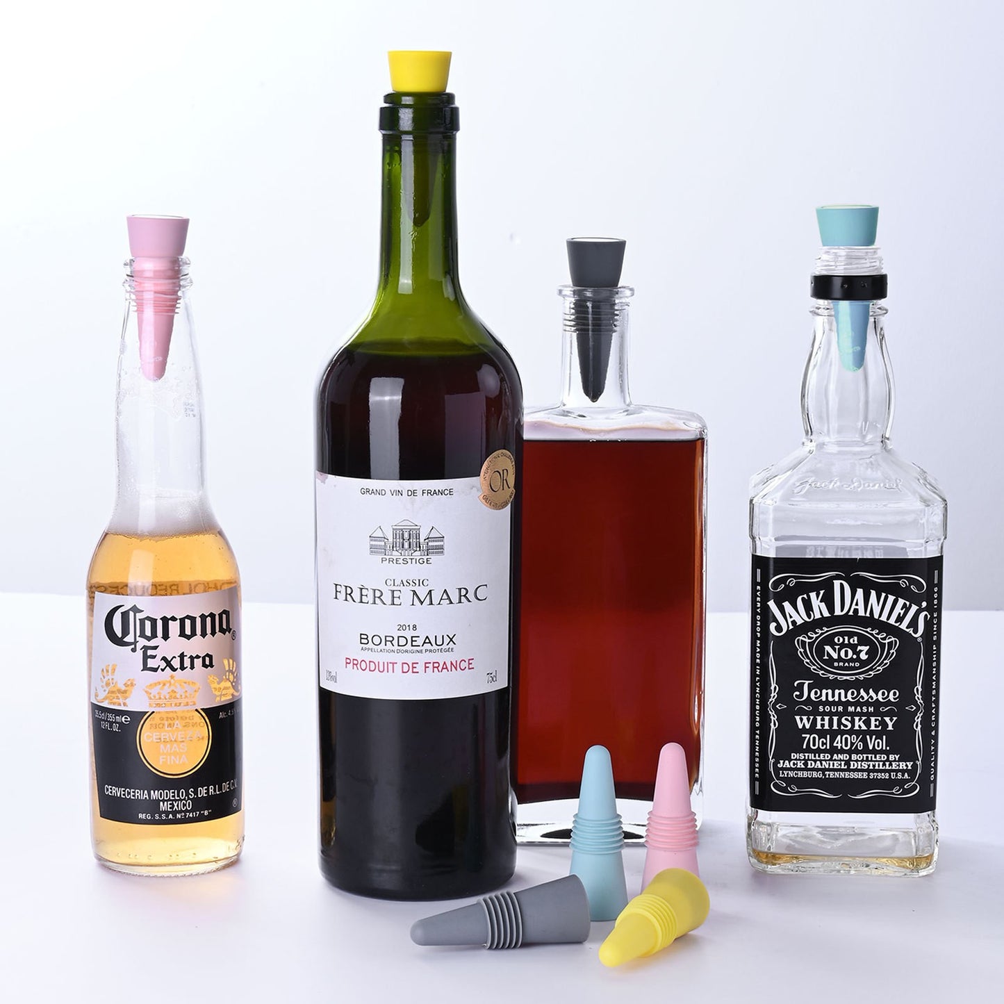 Set 4 dopuri reutilizabile din silicon, pentru sticle de vin, bautura, multicolor
