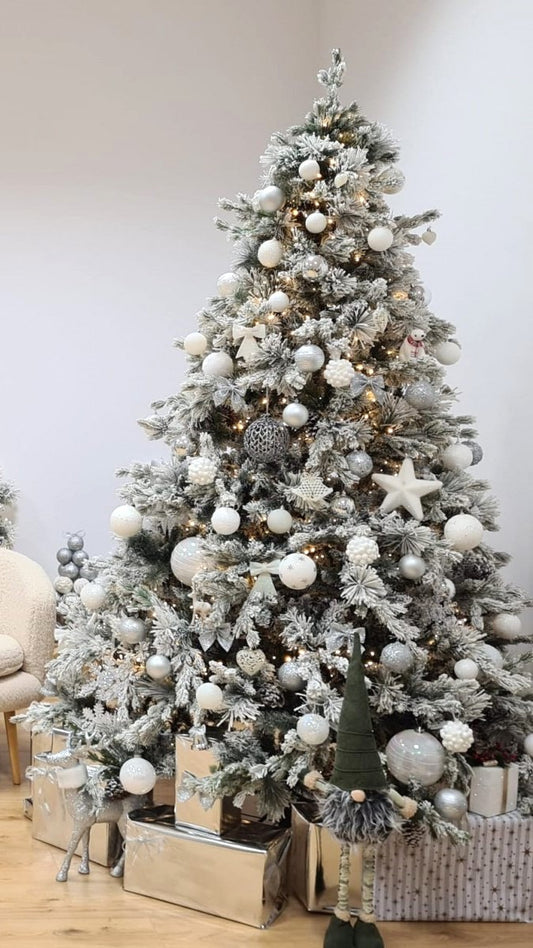 Brad artificial Premium cu Zapada si Conuri de Brad - 210 cm