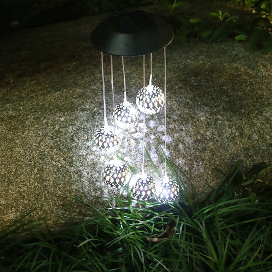 Lampa solara de tip decoratiune pentru gradina, model clopotel de vant, alb cald