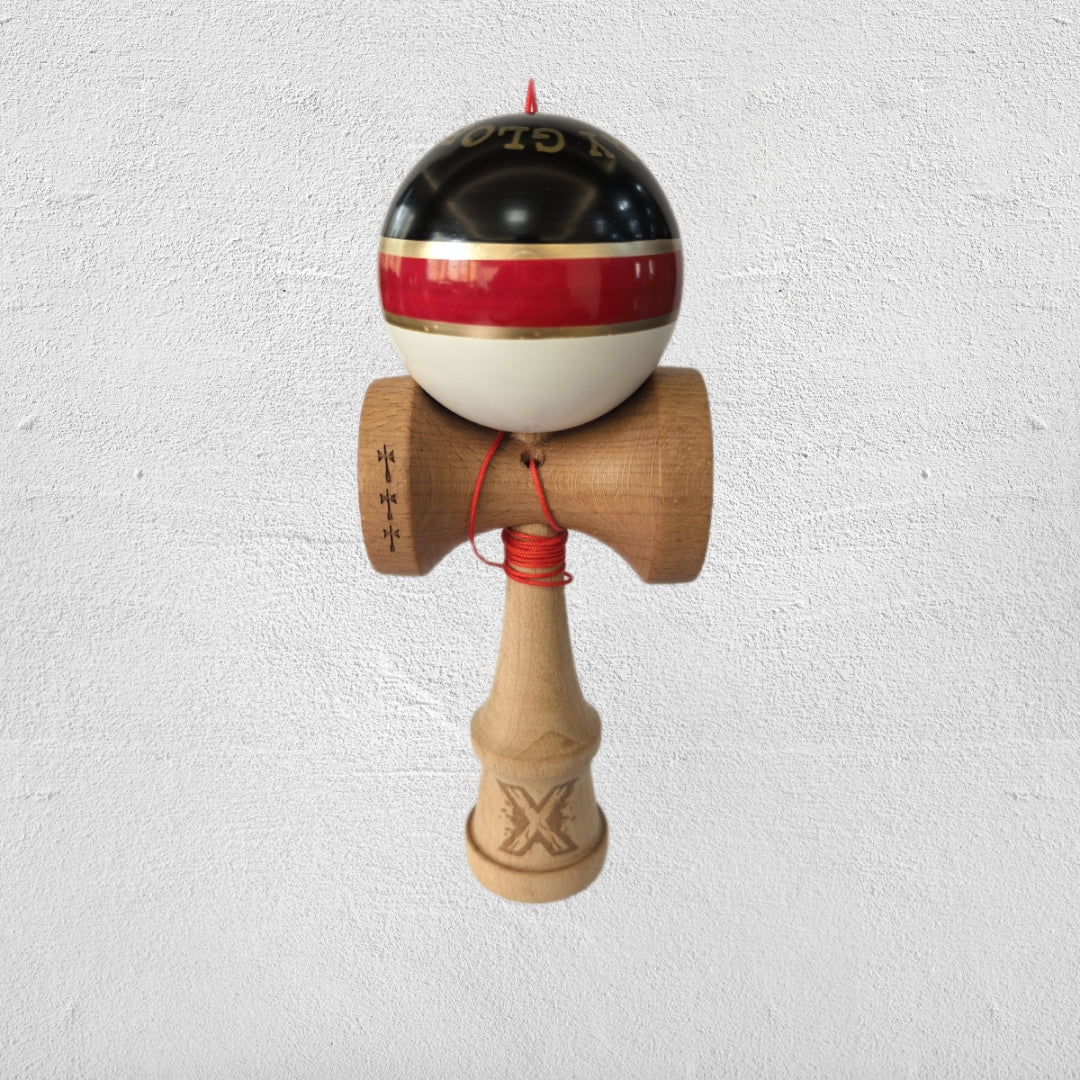 Kendama Originala X  ROYAL , Profesionala, din Lemn, 18 cm, Rosu-Gold