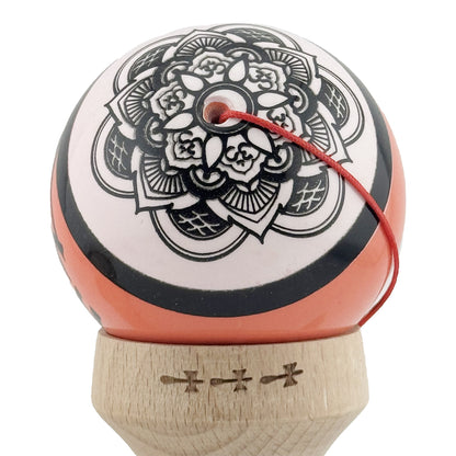 Kendama X Zen Series Originala, Profesionala, Super Sticky, Gaura in Baza, Cupe Mari KING SIZE V3,Rulment Metalic, din lemn 18 cm, Ata 55 cm, Coral