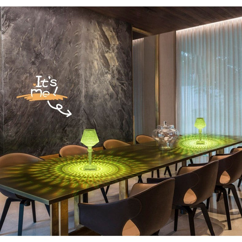 Lampa de birou pe LED RGB 16,  dimmer tactil, 3 nivele de intensitate, incarcare USB, 3W, Cristal Acrilic, cu telecomanda, forma pahar, transparent