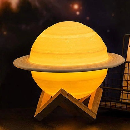 Lampa de Veghe, Model Planeta Saturn, 3D, Lumina Alb Cald, Suport din Plastic, cu Baterii, 13 cm, Alb