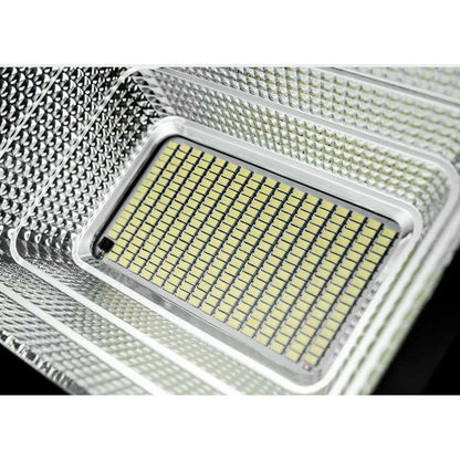 Proiector LED/Lampa solara de exterior, 15 cm x 12 cm, Rezistent la Apa IP67, cu Panou Solar, 100 LED SMD, 30W, Senzor de lumina, Timer, cu Telecomanda, 2 moduri de iluminat, kit montaj inclus, Lumina Rece