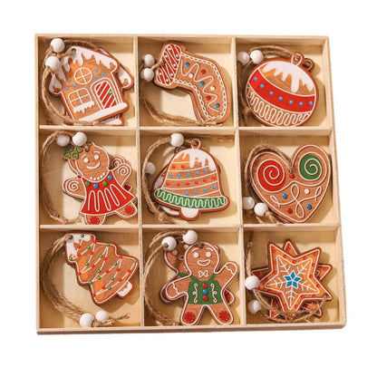 Set 18 Decoratiuni de Craciun din Lemn, cu Snur pentru Agatare in Brad, Modele Diverse , Diferite Dimensiuni